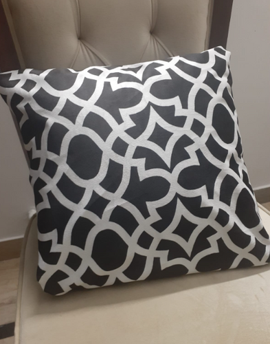 Crego cushion cover with filling